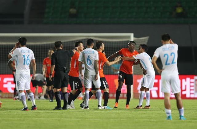  特鲁瓦升班马表现抢眼，主场战绩位列三甲  